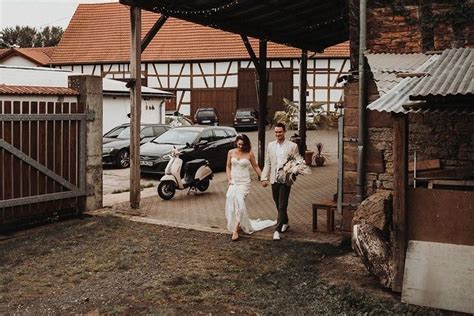 Sparklers Bali Night Hippe Bali Hochzeit Mit Naked Tipi Und Pampasgras Bali Wedding Outdoor