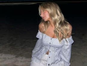 ANNA SOPHIE DUECK Nude AZNude