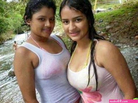 Desi Nude Bath River Nudes