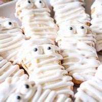 Halloween Mummy Nutter Butter Cookies