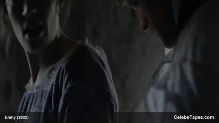 Emma Mackey Sexy Nude