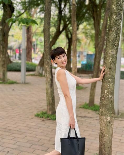 Mẹ vợ hot nhất làng bóng đá tranh thủ khoe body sexy chiến đét trước ngày Doãn Hải My sinh