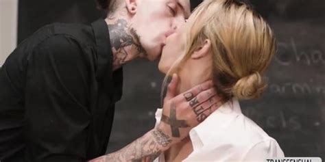 Brunette T Girl Jessica Fappit Getting Her Tight Ass Fucked Tnaflix