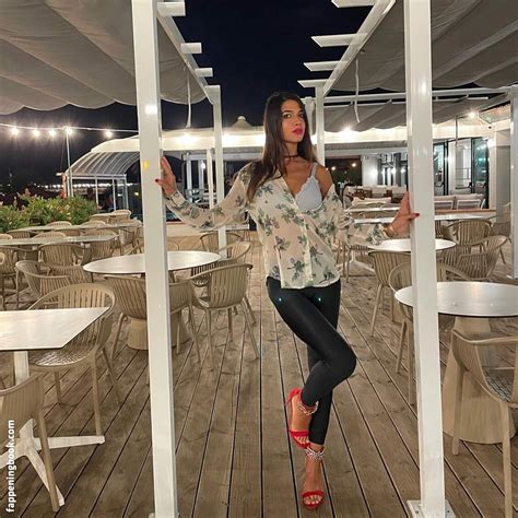 Valentina Venturi Valentinaventuri Nude Onlyfans Leaks Fappening Fappeningbook
