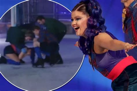 Olivia Wilde Strips FULLY NAKED For Extremely Steamy Scene On TV Series Vinyl Mirror Online