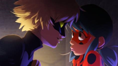 Adrien Y Marinette Descubren Sus Identidades En La Segunda Temporada De