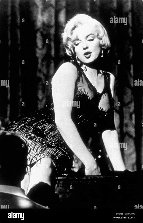 Some Like It Hot Marilyn Monroe Hi Res Stock Photography And Images Alamy