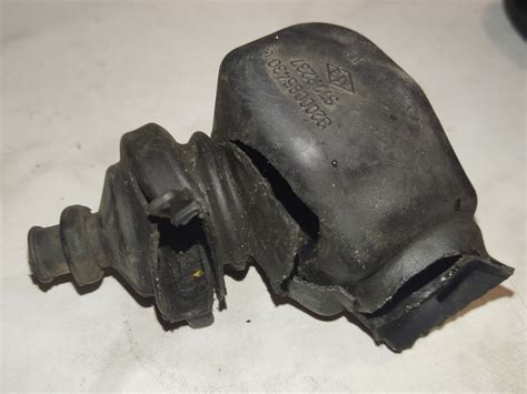 Пыльник кулисы выбора передач Renault Logan — Renault Logan (1G), 1,6 л ...