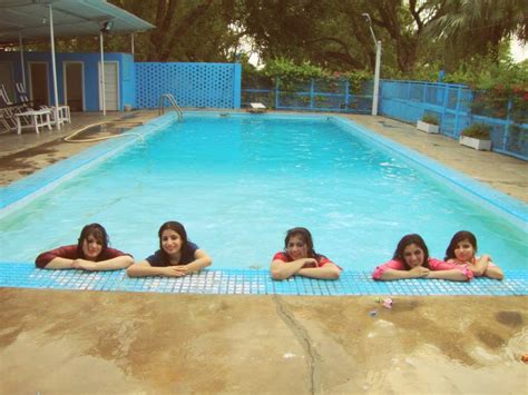 Beautiful Desi Sexy Girls Hot Videos Cute Pretty Photos Lahore Punjabi Girls Bathing At