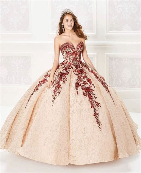 Red And Gold Quince Dress In 2020 Pretty Quinceanera Dresses