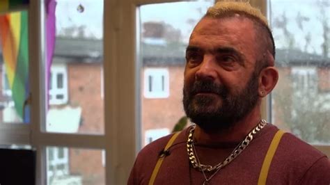 Me Disseram Que Eu Era Feio Demais Para Ser Gay