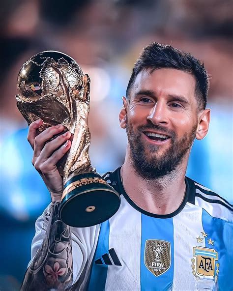 Lionel Messi Net Worth 2025: Earnings, Investments, and Luxury