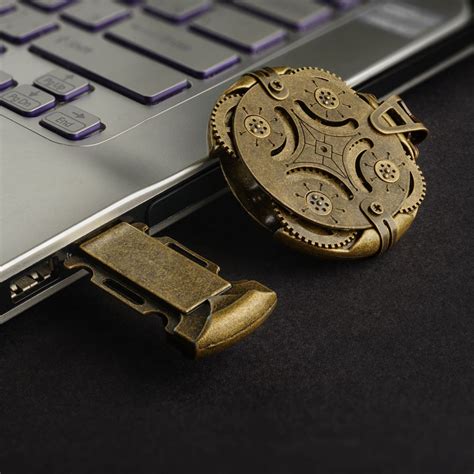 Флешка Криптекс Compass Lock 16 Гб по цене 3990 ₽ в интернет-магазине ...