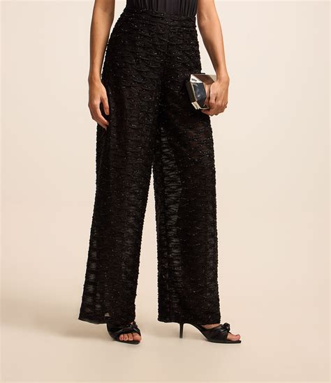 Calça Pantalona em Tule Metalizado e Forro Hot Pants Preto