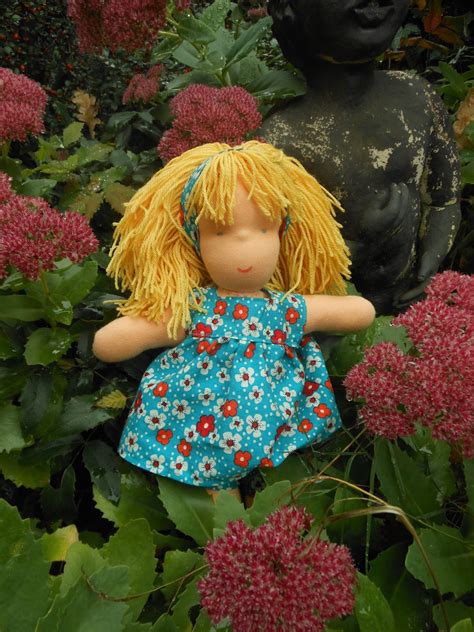 Les doudous d Anne Poupée blonde cm