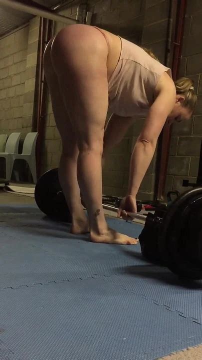 Workout In Lingerie Amateur Amateur Porn Feat Michellexm By