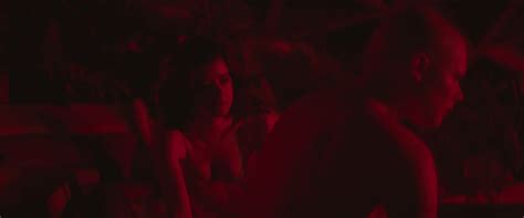 Nude Video Celebs Courtney Eaton Sexy Perfect