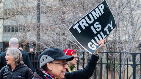 Anklage Gegen Ex Präsidenten Angezählter Donald Trump