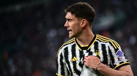 Alta Tensione Juventus Dopo Chiesa Sbotta Anche Vlahovic Le Immagini