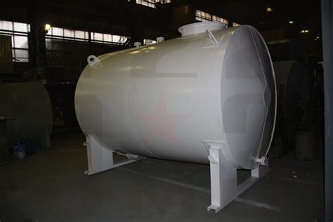 Резервуар для хранения авиационного керосина