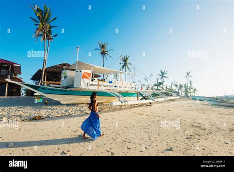 Bikini Beach Philippines Fotos Und Bildmaterial In Hoher Aufl Sung Alamy