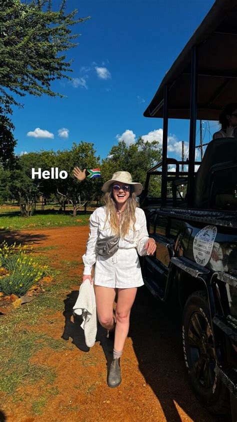 Local TV Presenters Weather Girls Thelauraschweizer Nude Leaks OnlyFans Fapellino