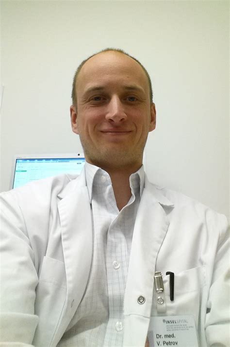 Д-р Виктор Петров - специалист "Ортопедия и Травматология" | Sofia
