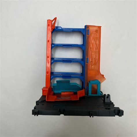 Hot Wheels Toys Pre Loved Hot Wheels City Downtown Car Park Playset Assembled Ages Poshmark