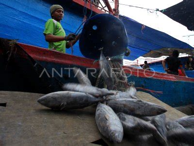 Tingkatkan Ekonomi Nelayan Antara Foto