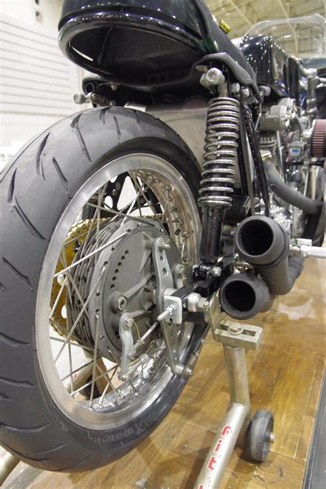 DeepでFunnyなネタ倉庫 16 YOKOHAMA HOT ROD CUSTOM SHOW 2011