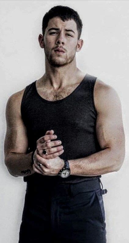 Nick Jonas Opens Up About Sex And His Gay Icon Status In Wonderland Interview Artofit