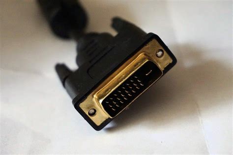 DVI-I и DVI-D - разница в разновидностях разъёмов