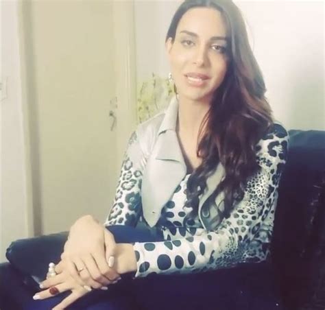 Transexual Crucificada Na Parada Gay Diz Ter Ressuscitado No Terceiro Dia BAHIA NO AR