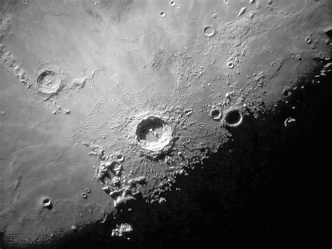 Por Qué La Luna Tiene Cráteres Teorías Que La Explican El Fenomeno