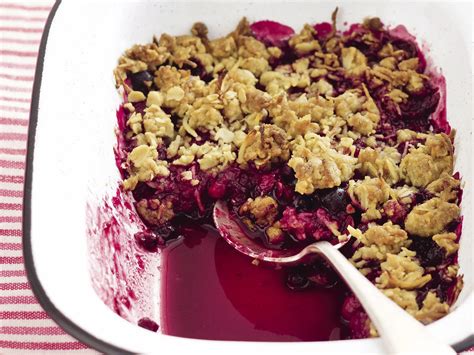 Mixed berry crumble | Women's Weekly Food