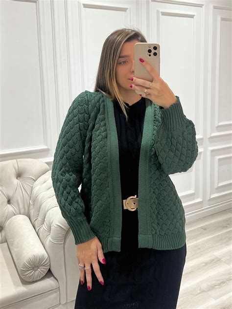 Casaco Colmeia Liso Verde Musgo Natasha Tricot