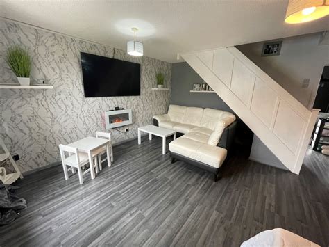 Woodland Vale, Treorchy - Apex Estate Agents