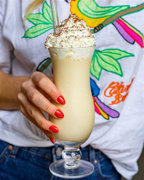simple banana milkshake recipe uk 1