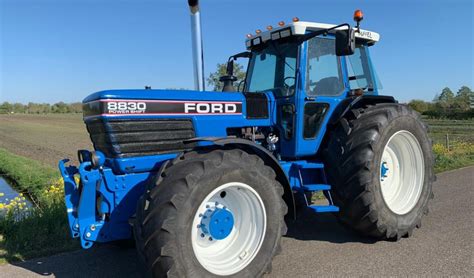 Ford 8830 Technische Daten - Österreich