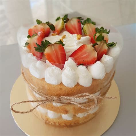 Strawberry Naked DIY Cake Good Times DIY