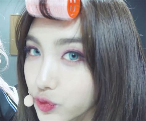 Pin By Gay Nerd Iii On Everglow Cat Ear Headphones In Ear Headphones Headphones