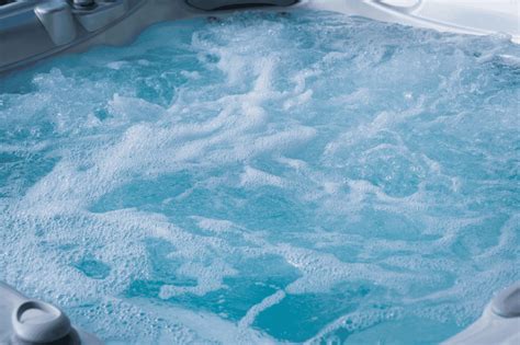 Should My Hot Tub Pump Run All The Time Easy Spa Guide Hot Tub Bubble