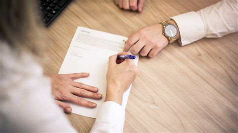 Договор купли-продажи автомобиля – как составить, скачать бланк и ...