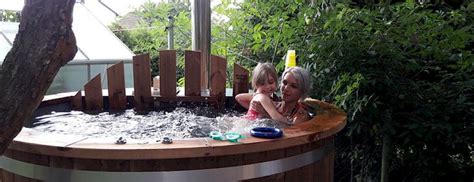 Hot Tub Badezuber Badefass Badetonne Hot Tub Outdoor Outdoor Decor