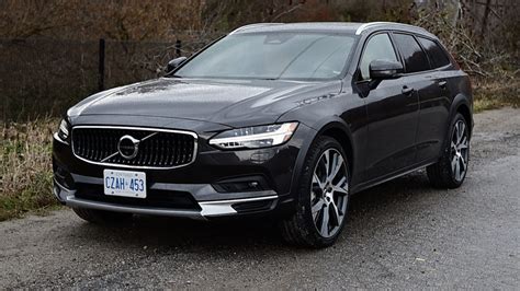 2024 Volvo V90 Cross Country Car Review Reviews Driving