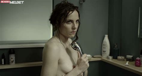 Naked Julia Kijowska In The Iron Bridge