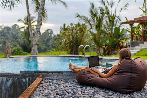 Digital nomad visas offer the best of two worlds: what you should know