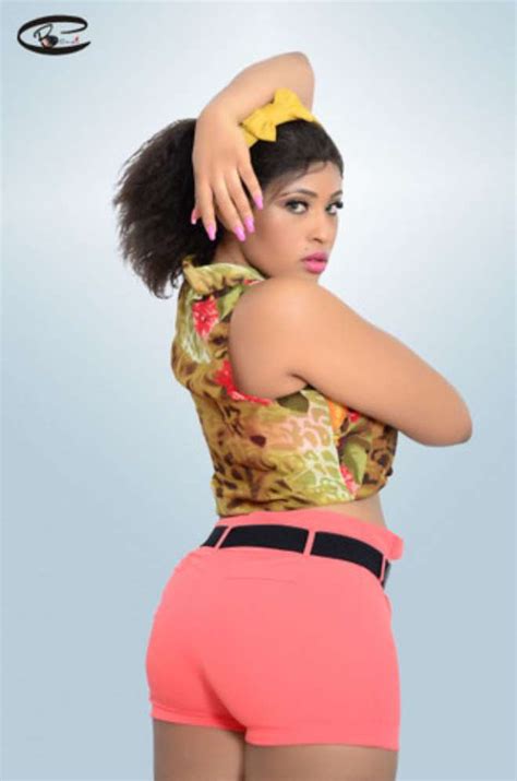 Sexy Nollywood Actress Maureen Cyril In HOT And SEXY New Photos