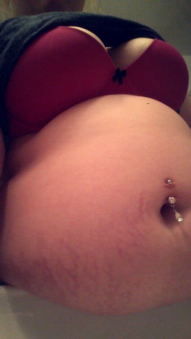 Stretch Marks Porn Pic