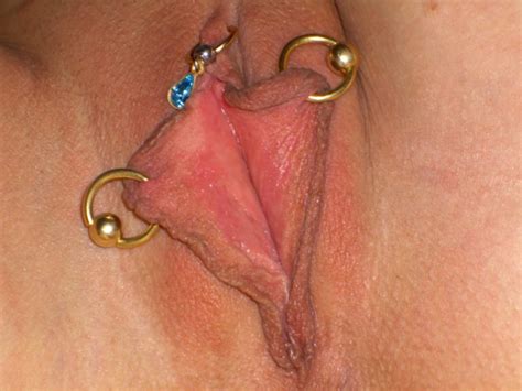 Pussy Lips Wide Open With Piercings Pussy Pictures Asses Boobs Largest Amateur Nude